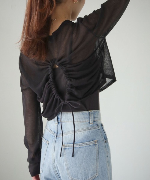 cheriella(シェリエラ)の「【cheriella】WEB限定バックストリングシアーニットトップス(ニット/セーター・レディース・ブルー/アイボリー/ブラック/カーキ/ワインレッド/チャコールグレー・M)」の7枚目の写真