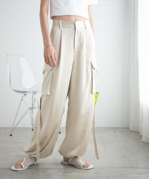 WEGO（ウィゴー）の「WEGO/サテンカーゴパンツ（カーゴパンツ・レディース・アイボリー・FREE）」の10枚目の写真
