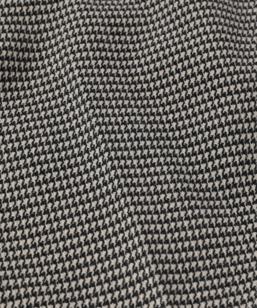 MEN'S BIGI（メンズビギ）の「トリコットコーデュロイ千鳥格子プリントスラックスパンツ＜セットアップ対応＞（スラックス・メンズ・ブラウン/グレー・02/03/01/04）」の4枚目の写真