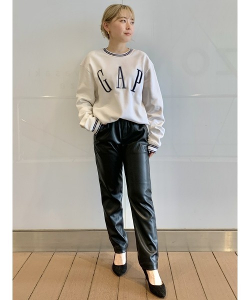 GAP（ギャップ）の「フェイクレザー イージーパンツ（その他パンツ・レディース・ブラック・S/M/XXS/L/XS）」の4枚目の写真