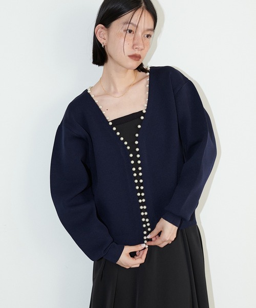 LARUTA(ラルータ)の「【LARUTA】BIGパールトリムポリニットカーディガン(カーディガン/ボレロ・レディース・ベージュ/ネイビー/オフホワイト/ブラック・FREE)」の22枚目の写真
