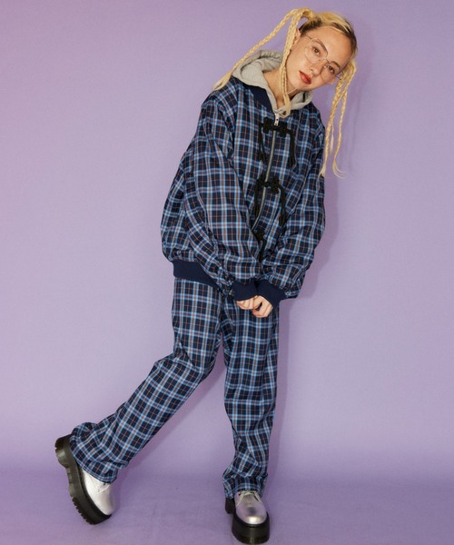 Candy Stripper（キャンディストリッパー）の「CHINA CHECK MA-1（MA-1・レディース・ブルー/ブラック/レッド・2）」の4枚目の写真