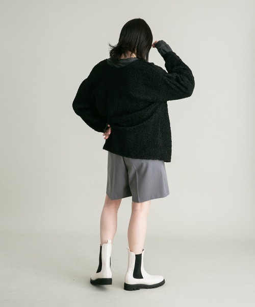 KBF（ケイビーエフ）の「前後2WAYボアトップス（その他トップス・レディース・アイボリー/ブラック/チャコールグレー・ONE）」の9枚目の写真