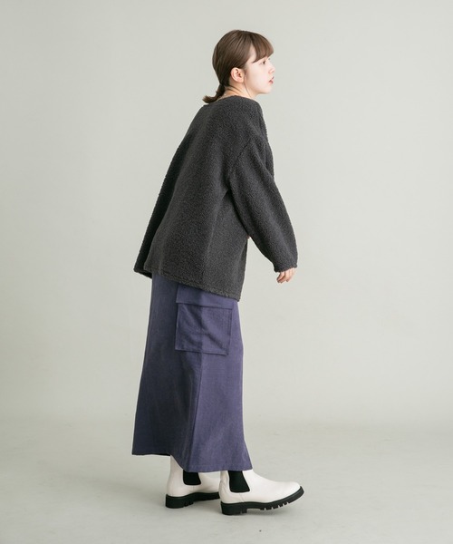 KBF（ケイビーエフ）の「前後2WAYボアトップス（その他トップス・レディース・アイボリー/ブラック/チャコールグレー・ONE）」の17枚目の写真