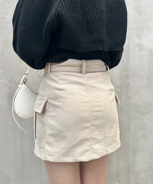 SPIGA（スピーガ）の「二つ穴ﾍﾞﾙﾄ付ｺｰﾃﾞｭﾛｲﾐﾆｽｶｰﾄ（スカート・レディース・ホワイト/キャメル/ブラック/ブラウン・MEDIUM/SMALL）」の19枚目の写真