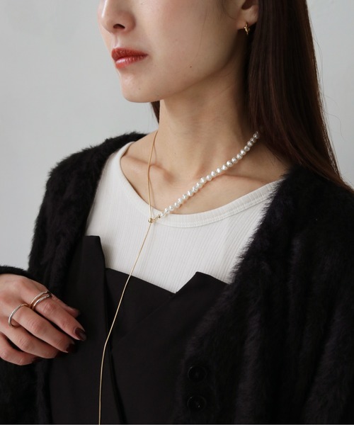 CLEIO(クレイオ)の「【cheriella】アシンメトリー淡水パール風スライドネックレス(ネックレス・レディース・シルバー/ゴールド・FREE)」の10枚目の写真