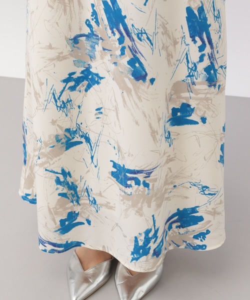 A part by（アパートバイ）の「ペイントガラナロースカート（スカート・レディース・オレンジ/ブルー系その他4・FREE）」の13枚目の写真