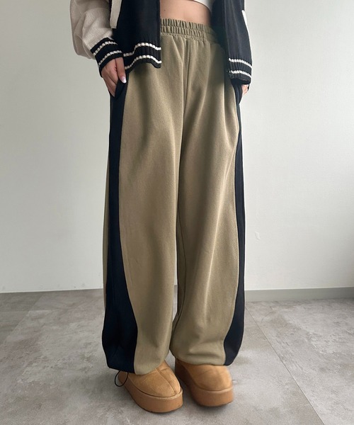 apres jour mignon(アプレジュールミニョン)の「切り替えスウェットパンツ【ZOZOTOWN限定アイテム】(その他パンツ・レディース・ボルドー/カーキ/ネイビー・X-LARGE/MEDIUM/SMALL)」の5枚目の写真