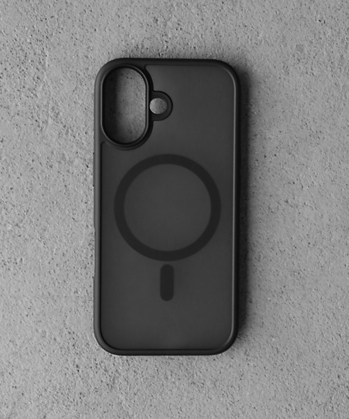 MaGdget（マジェット）の「〈MaGdget/マジェット〉 MagSafe対応iPhoneケース　MaGdget Matte Case（スマホケース/カバー・メンズ・ブラック・iPhone 7/8/SE(第2/第3世代)/iPhone 11/iPhone 12/12 Pro/iPhone 12 Pro Max/iPhone 13/iPhone 13 Pro/iPhone 13 Pro Max/iPhone 14/iPhone 14 Plus/iPhone 14 Pro/iPhone 14 Pro Max/iPhone 15/iPhone 15 Plus/iPhone 15 Pro/iPhone 15 Pro Max/iPhone 16/iPhone 16 Plus/iPhone 16 Pro/iPhone 16 Pro Max/iPhone 16e/iPhone 17/iPhone 17 Pro/iPhone 17 Pro Max/iPhone Air）」の17枚目の写真