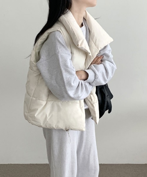 セール】肌寒くなる天気にやや厚めの上に着やすい中綿アウターベスト