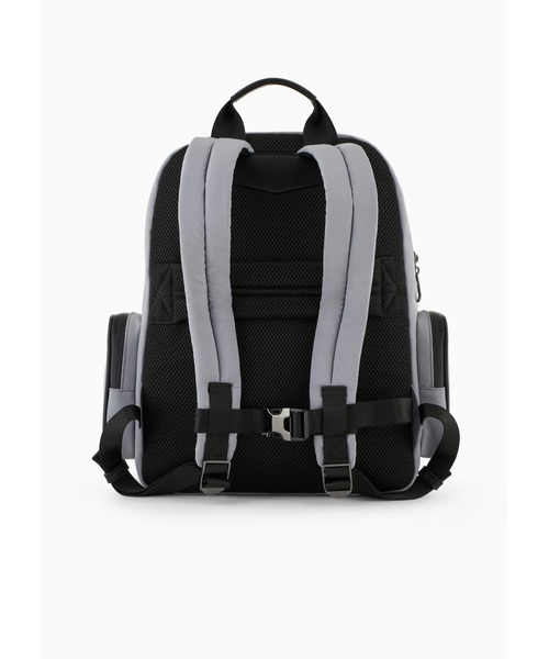 EMPORIO ARMANI（エンポリオアルマーニ）の「【エンポリオ アルマーニ】トラベルエッセンシャル バックパック ナイロン製（バックパック/リュック・メンズ・ネイビー/グレー・FREE）」の9枚目の写真