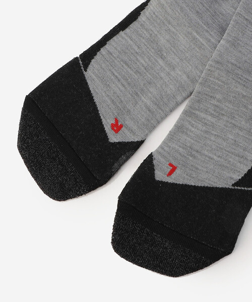 FALKE(ファルケ)の「FALKE ERGONOMIC SPORT SYSTEM | 16474 TK2 EXPLORE SOCKS MEN(ソックス/靴下・メンズ・ブラック系その他/G/J/グレー系その他2/F・39/41/42/43)」の9枚目の写真