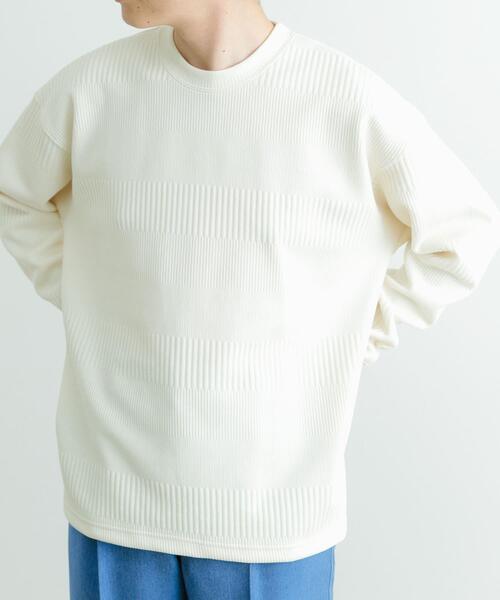 ITEMS URBANRESEARCH(アイテムズ アーバンリサーチ)の「JQ ランダムボーダー プルオーバー(Tシャツ/カットソー・メンズ・ブラック/オフホワイト/チャコールグレー・MEDIUM/LARGE)」の2枚目の写真