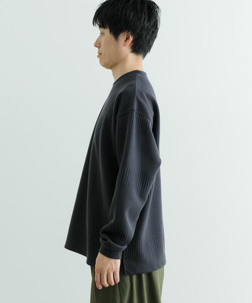 ITEMS URBANRESEARCH(アイテムズ アーバンリサーチ)の「JQ ランダムボーダー プルオーバー(Tシャツ/カットソー・メンズ・ブラック/オフホワイト/チャコールグレー・MEDIUM/LARGE)」の13枚目の写真