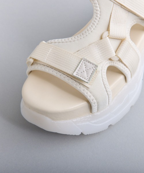 one after another NICE CLAUP(ワンアフターアナザーナイスクラップ)の「ミルキーソールスポサン(サンダル・レディース・アイボリー/ブラック・S/M/L)」の5枚目の写真