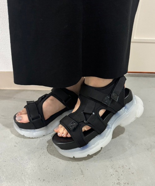 one after another NICE CLAUP(ワンアフターアナザーナイスクラップ)の「ミルキーソールスポサン(サンダル・レディース・アイボリー/ブラック・S/M/L)」の17枚目の写真