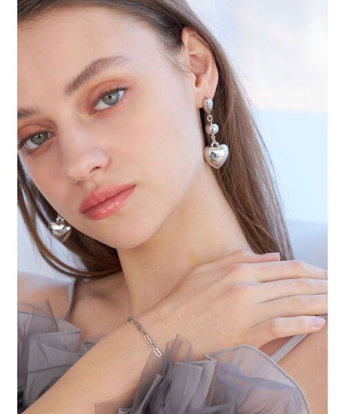 MERCURYDUO(マーキュリーデュオ)の「2連ハートモチーフブレスレット(ブレスレット・レディース・シルバー/ゴールド・FREE)」の9枚目の写真