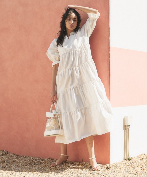 Andemiu（アンデミュウ）の「メタルストラップサンダル114559（サンダル・レディース・オフホワイト/ブラック・LARGE/MEDIUM）」の4枚目の写真