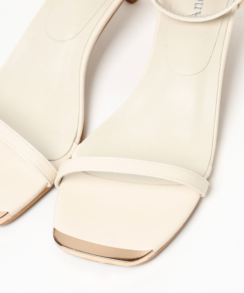 Andemiu（アンデミュウ）の「メタルストラップサンダル114559（サンダル・レディース・オフホワイト/ブラック・LARGE/MEDIUM）」の12枚目の写真