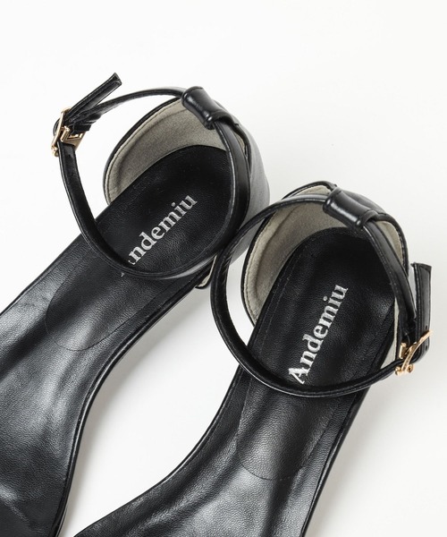 Andemiu（アンデミュウ）の「メタルストラップサンダル114559（サンダル・レディース・オフホワイト/ブラック・LARGE/MEDIUM）」の17枚目の写真