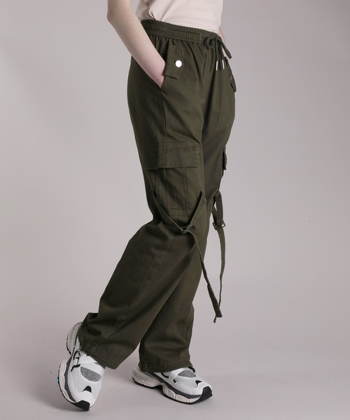 HOOK(フック)の「【HOOK】for girls ビッグポケカーゴパンツ 2WAY裾(カーゴパンツ・レディース・ブラック/カーキ・S/M/L/XL)」の7枚目の写真