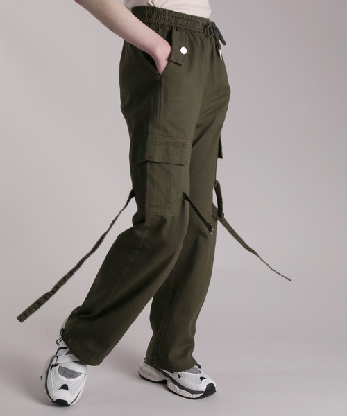 HOOK(フック)の「【HOOK】for girls ビッグポケカーゴパンツ 2WAY裾(カーゴパンツ・レディース・ブラック/カーキ・S/M/L/XL)」の8枚目の写真