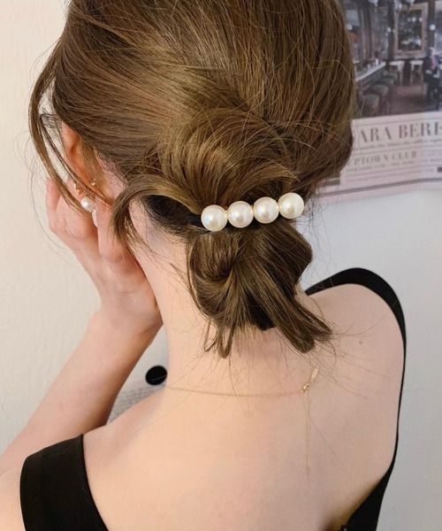 E&C closet…（イーアンドシークローゼット）の「「週末だけの半額セール」パール4連ヘアゴム（ヘアゴム・レディース・オフホワイト・FREE）」の2枚目の写真