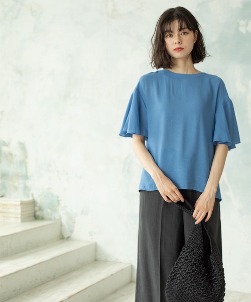 OPAQUE.CLIP（オペークドットクリップ）の「◆フレアスリーブブラウス【洗濯機洗い可】（シャツ/ブラウス・レディース・ブラック/オフホワイト/ブルー・40/38/42）」の5枚目の写真