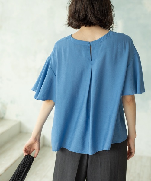 OPAQUE.CLIP（オペークドットクリップ）の「◆フレアスリーブブラウス【洗濯機洗い可】（シャツ/ブラウス・レディース・ブラック/オフホワイト/ブルー・40/38/42）」の7枚目の写真