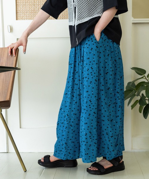 niko and...(ニコアンド)の「テロシボガウチョパンツ(その他パンツ・レディース・ブラック/ホワイト/オレンジ/ブルー・FREE)」の4枚目の写真