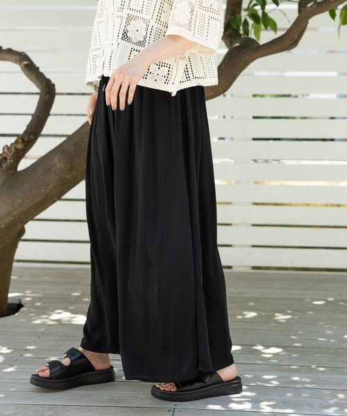 niko and...(ニコアンド)の「テロシボガウチョパンツ(その他パンツ・レディース・ブラック/ホワイト/オレンジ/ブルー・FREE)」の3枚目の写真