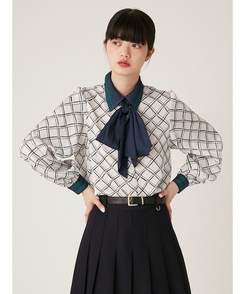 LILY BROWN（リリーブラウン）の「クラシカルパターンブラウス