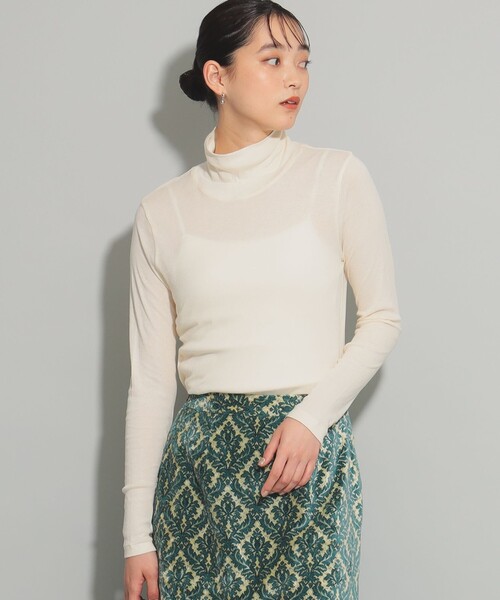 Ray BEAMS(レイビームス)の「ガーゼ フライス タートルネック トップス(Tシャツ/カットソー・レディース・レッド/ブラック/アイボリー・ONE SIZE)」の20枚目の写真