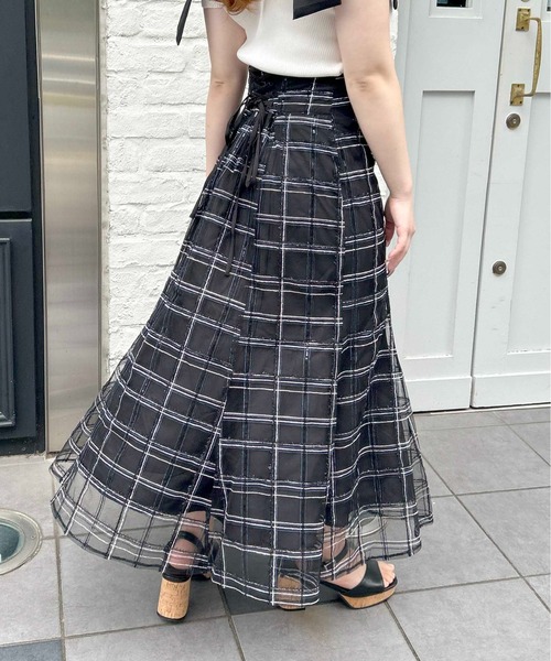 INGNI（イング）の「BackレースUPチュールチェックマーメイドスカート（スカート・レディース・ベージュ/オフホワイト/ブラック・FREE）」の3枚目の写真