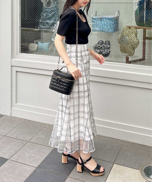 INGNI（イング）の「BackレースUPチュールチェックマーメイドスカート（スカート・レディース・ベージュ/オフホワイト/ブラック・FREE）」の4枚目の写真