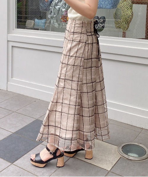 INGNI（イング）の「BackレースUPチュールチェックマーメイドスカート（スカート・レディース・ベージュ/オフホワイト/ブラック・FREE）」の21枚目の写真