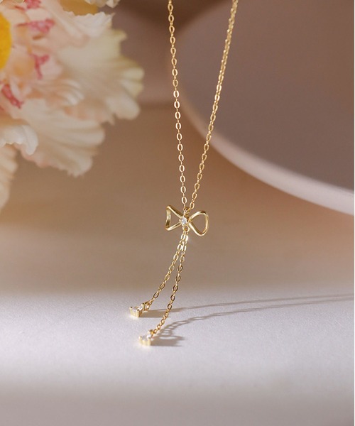 LA VORAGINE（ラ ヴォラジネ）の「リボンジルコンネックレス（ネックレス・レディース・シルバー/ゴールド・FREE）」の5枚目の写真