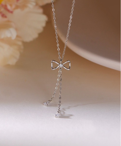 LA VORAGINE（ラ ヴォラジネ）の「リボンジルコンネックレス（ネックレス・レディース・シルバー/ゴールド・FREE）」の6枚目の写真