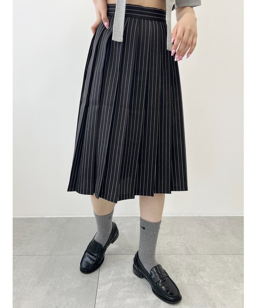 VETEMENTS ◆ピンストライプ プリーツ ミニスカート◆関税送料込 VETEMENTS ◇ピンストライプ プリーツ ミニスカート◇関税送料込