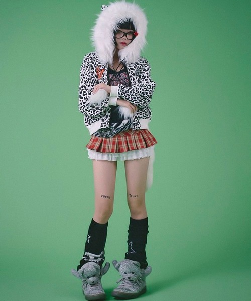 ガルフィー 全ギャル のためのヒョウ柄 パーカー ピンク ガルフィー 全ギャル のためのヒョウ柄 パーカー ピンク - メルカリ