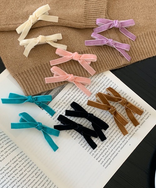 Nia（ニア）の「Nia(ニア)/【フレンチガーリーな雰囲気に】2set ベロアリボンヘアピン（ヘアピン・レディース・パープル/ブラック/アイボリー/ピンク/グリーン/ブラウン・FREE）」の12枚目の写真