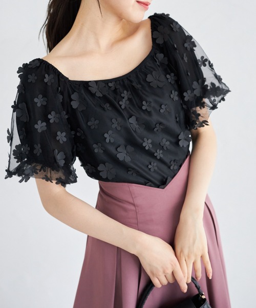 tocco closet(トッコ クローゼット)の「立体フラワー付きバルーンスリーブチュールブラウス(シャツ/ブラウス・レディース・ブラック/ライトベージュ・M)」の7枚目の写真