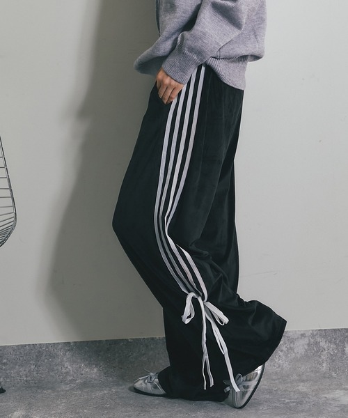 ANOTHER S（アナザーエス）の「サイドラインベロアルーズパンツ