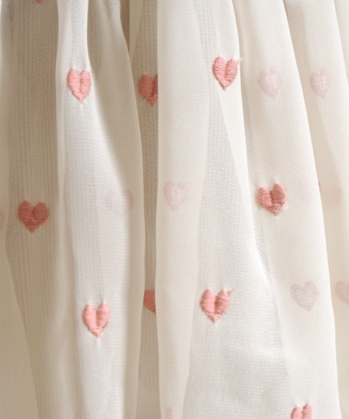 10mois（ディモワ）の「【10mois(ディモワ)】 ハート刺繍ボディオール 70cm・80cm（ロンパース・キッズ・アイボリー/ピンク・70cm/80ｃｍ）」の6枚目の写真