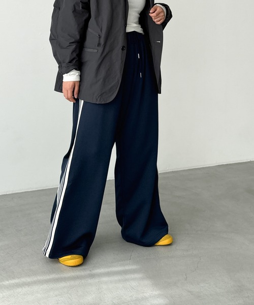 CANAL JEAN(キャナルジーン)の「El mar ワイドレッグトラックパンツ(その他パンツ・レディース・ネイビー/ブラウン・ONE SIZE)」の3枚目の写真