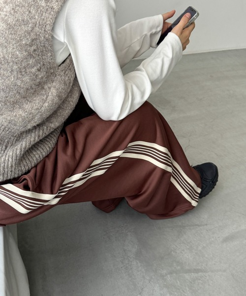 CANAL JEAN(キャナルジーン)の「El mar ワイドレッグトラックパンツ(その他パンツ・レディース・ネイビー/ブラウン・ONE SIZE)」の8枚目の写真