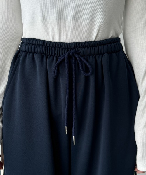 CANAL JEAN(キャナルジーン)の「El mar ワイドレッグトラックパンツ(その他パンツ・レディース・ネイビー/ブラウン・ONE SIZE)」の17枚目の写真