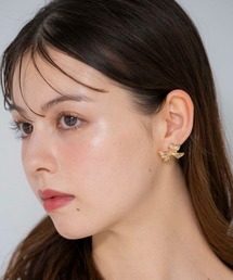 Noela（ノエラ）の「リボンぷっくりピアス（ピアス（両耳用））」