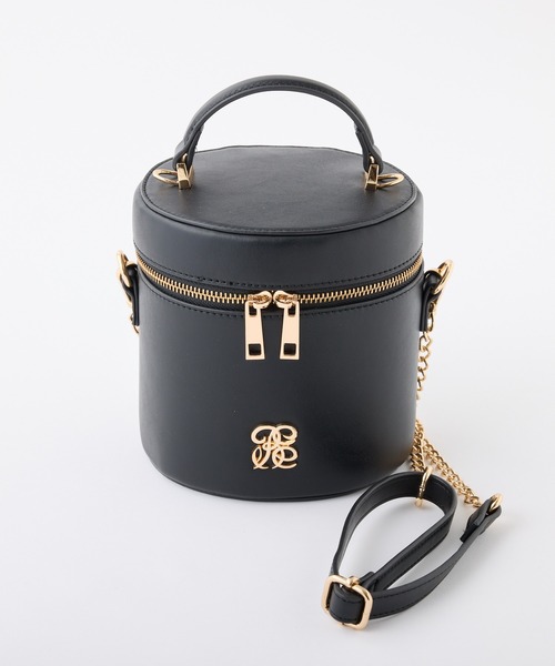 one after another NICE CLAUP（ワンアフターアナザーナイスクラップ）の「エンブレム付きバニティーバッグ（ショルダーバッグ・レディース・ブラック/アイボリー/キャメル・FREE）」の4枚目の写真