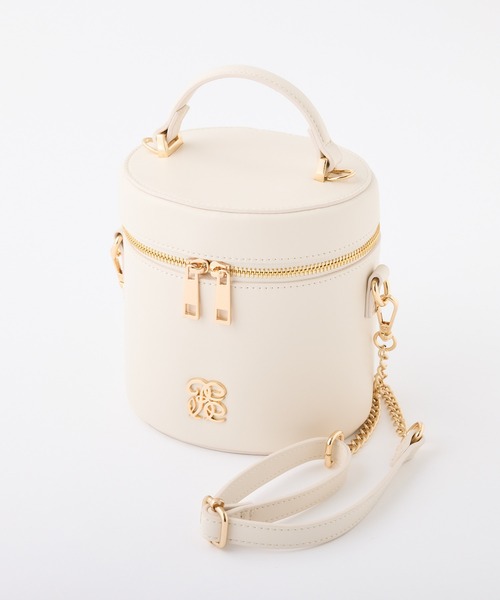 one after another NICE CLAUP（ワンアフターアナザーナイスクラップ）の「エンブレム付きバニティーバッグ（ショルダーバッグ・レディース・ブラック/アイボリー/キャメル・FREE）」の14枚目の写真